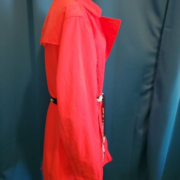 Bright Coral Lands End Raincoat! Classic wardrobe peice - Large - Picture 4 of 9
